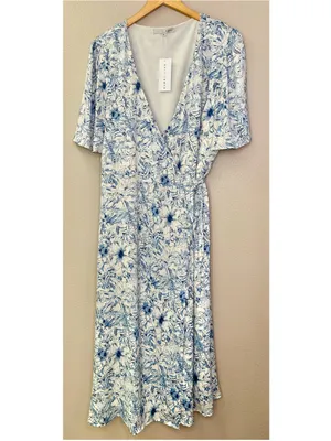NWT Baltic Born Amelie Midi Wrap Dress Floral Blue and White Print Flowy thumbnail 4