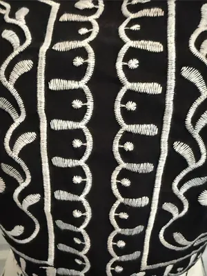Cupshe Black Cropped Embroidered Tank with White Detail thumbnail 7