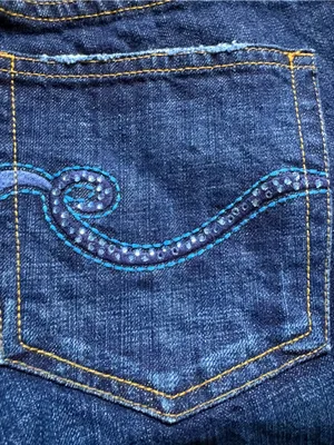 Tommy Hilfiger Low Rise Flare Jeans Womens Size 8 90s Y2K Lightly Distressed thumbnail 11