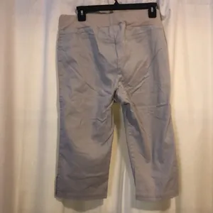 🔹 4 for $30 Oh Baby Khaki Capris thumbnail 4