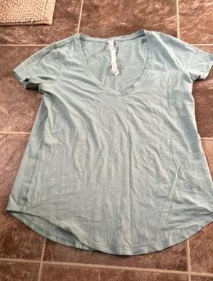 Tee thumbnail 1