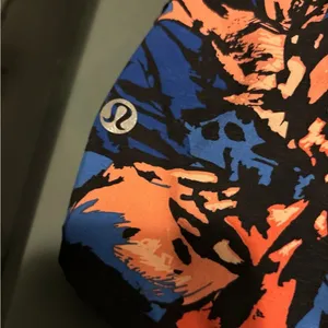 Lululemon Speed Short (H2O) Paint Storm Harbor Blue Multi / Black 4 thumbnail 6