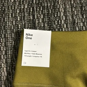 Nike NEW Dri-Fit Mid Rise 7/8 Length Leggings Olive thumbnail 5
