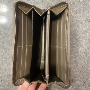 Gucci Imprime Bronze Metallic Monogram Wallet AUTHENTIC thumbnail 5