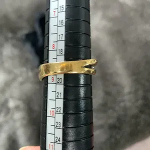 Vintage 18k GF Ring with CZ Stones Size 8.5 thumbnail 5