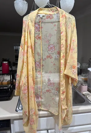 American Eagle Yellow Floral Kimono Duster thumbnail 1