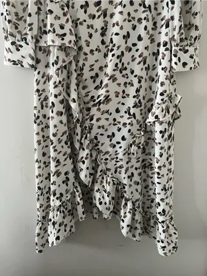 Nasty Gal White Brown Animal Print Midi Dress 4 Ruffle Hem Modest Going Out thumbnail 3