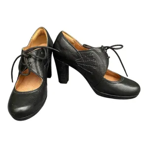 Clarks Artisan Sz 5.5 Platform Pumps Black Leather Laces Academia Preppy Witchy thumbnail 10