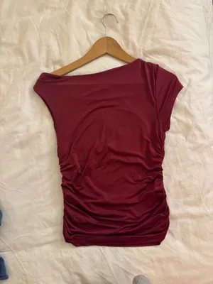 Topshop Asymmetrical Top thumbnail 2