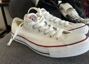 White converse low thumbnail 1