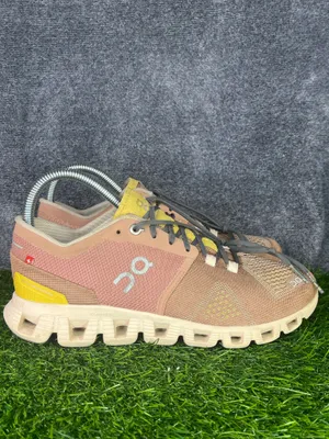 On Running Cloud Women’s 7 Swiss Engineering Neutral Running Shoes Beige Pink thumbnail 3