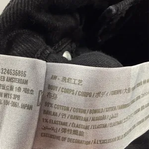Abercrombie & Fitch Ultra High‎ Rise 90s Straight Jean in Black Size 24 or 00 thumbnail 10