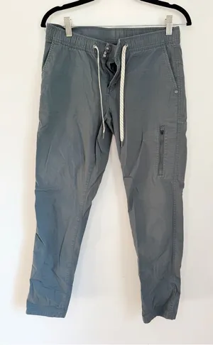Vuori Pants Women small Gray Ripstop VW401 Zip Pockets Cargo Hiking Gorpcore thumbnail 1