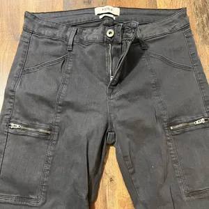 Pistola Women’s Hannah Cargo Gray Skinny Zipper Pant Jeans thumbnail 3