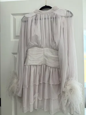 A Loves A Dress thumbnail 2