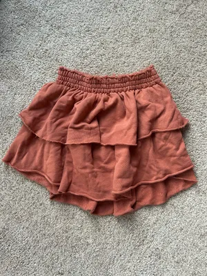 Aerie Tiered Ruffle Mini Skirt thumbnail 2