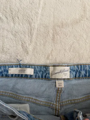 Universal Threads Shorts Denim High-Rise thumbnail 3
