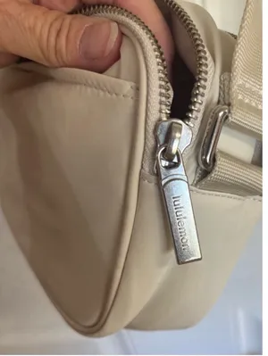 Lululemon 2L Solid Light IvoryCrossbody Camera adjustable strap Bag thumbnail 6