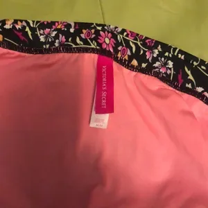 Victoria's Secret black pink floral med bikini swimwear thumbnail 3