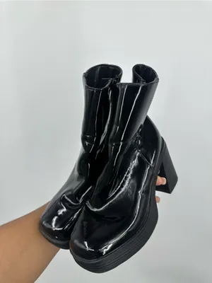 Rogue Vintage Y2K Black Patent Leather Chunky Heel Boots Size 7 Goth Grunge thumbnail 4