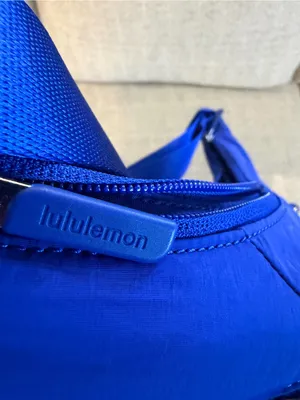 Lululemon Slouchy Sling Bag 6L riverside blue NWT thumbnail 11