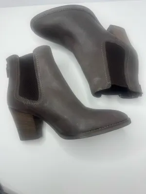 Aquatalia Grey Leather Ankle Boots Womens Size 8 thumbnail 5