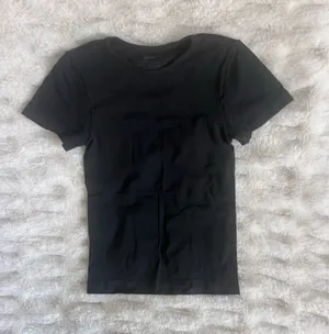 SKIMS Black Short Sleeve Crew Tee thumbnail 1