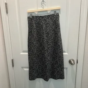 Garage Black and Off White White Satin Midi Skirt thumbnail 3