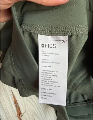 FIGS Scrubs Set thumbnail 3