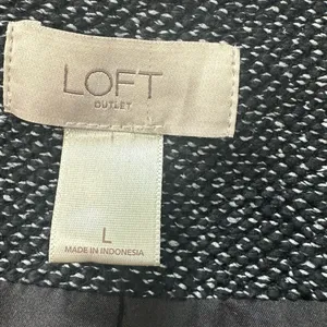 LOFT Black Blazer with Wide Lapel and Asymmetrical Closure thumbnail 12