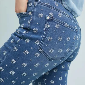 Pilcro Embroidered High-Rise Cropped‎ Starbursts Pattern Bootcut Jeans Sz 26 thumbnail 15