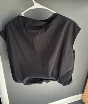 Zara Black Boxy Cap-Sleeve Top thumbnail 1