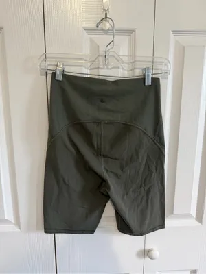 Lululemon Blissful Bend Super High-Rise Short 8" Army Green Size 6 thumbnail 6