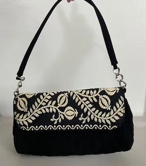 Vera Bradley Juliet Gala Shoulder‎ Bag Black Quilted Floral Embroidered Boho thumbnail 1