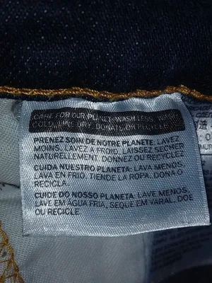 Levis 510 26x29 High Rise Dark Wash Dark Skinny Jeans thumbnail 3