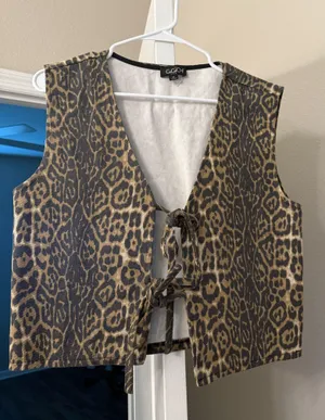 Boutique Leopard Vest Top thumbnail 1