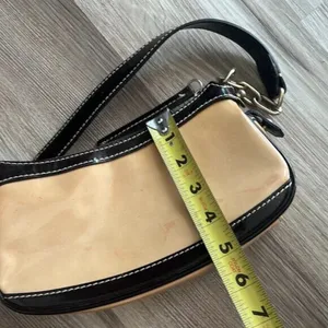 Dooney & Bourke Cream Brown Trim Small Patent Purse J6423747 thumbnail 11