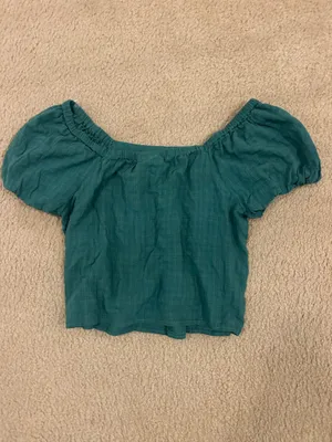 Universal Threads women's puff short-sleeve blouse in green XS thumbnail 3