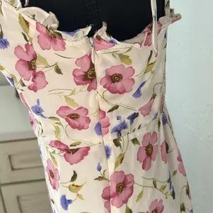 Forever 21 Floral Ruffle Mini Sundress w/ Sweetheart Neckline & Self Tie Sleeves thumbnail 5