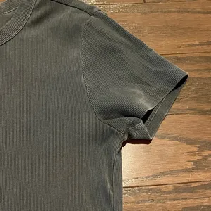 Old Navy Women's Charcoal Short Sleeve Tee thumbnail 4
