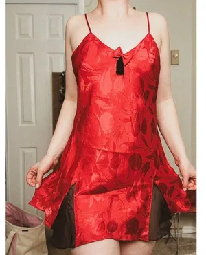 Victoria's Secret Vintage Gold Label Satin Night Gown Women's Red Tulip Tassel thumbnail 2