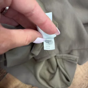 Loft Outlet 2 Piece Pants & Top Set Soft Rayon Jersey Beach Taupe Women's Small thumbnail 9