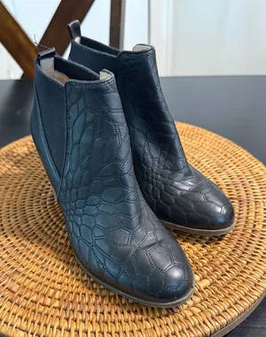 Dr Scholls Original Collection Dixie Black Leather Honeycomb Ankle Boots‎ 7.5M thumbnail 1
