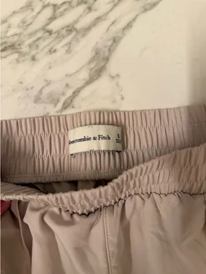 Abercrombie Wide Leg Pintuck pants thumbnail 2