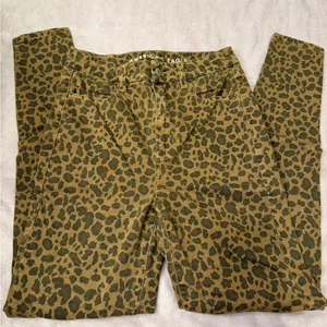 American Eagle Brown Leopard Print Pants thumbnail 2