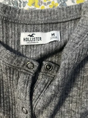 Hollister Long Sleeve Shirt thumbnail 2