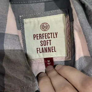 Khols flannel medium thumbnail 4