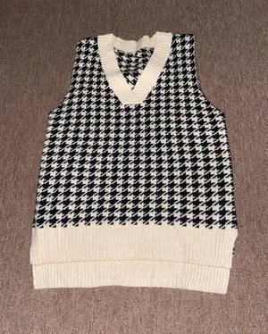 Sweater Vest Black Size L thumbnail 1