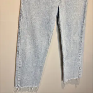 Levi's Premium Ribcage Straight Ankle Light Wash Raw Hem Jeans - size 28 thumbnail 3