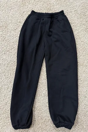 Comfrt sweatpants  thumbnail 1